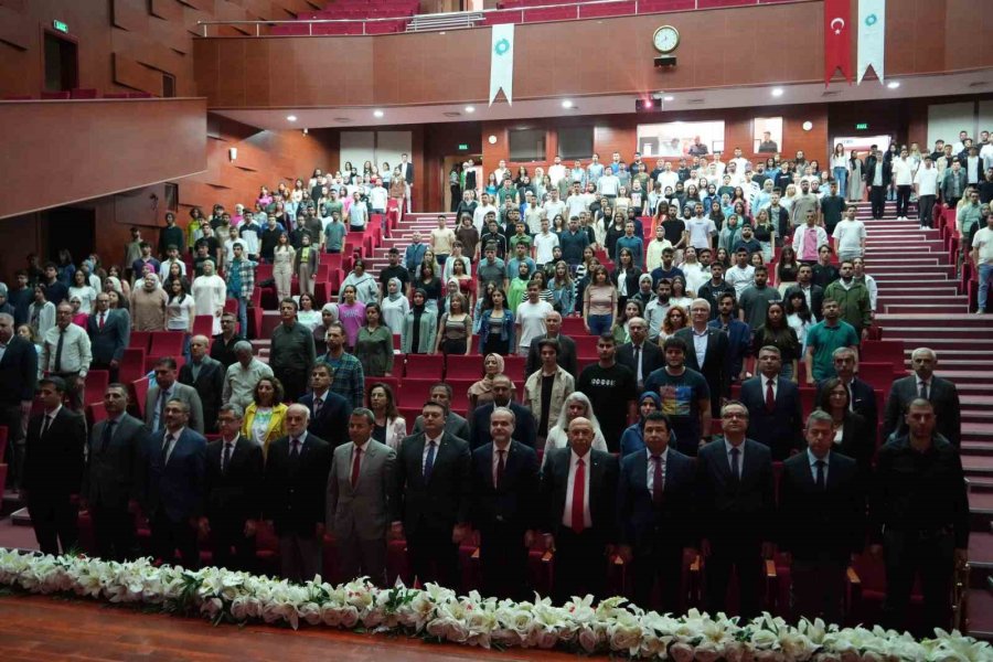 Niğde Ömer Halisdemir Üniversitesinde "kariyer Günlükleri 2" Programı Gerçekleştirildi