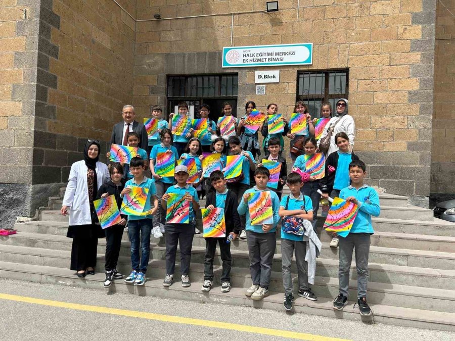Öğrenciler “ Minik Eller, Büyük Hayaller” Etkinliğinde Buluştu