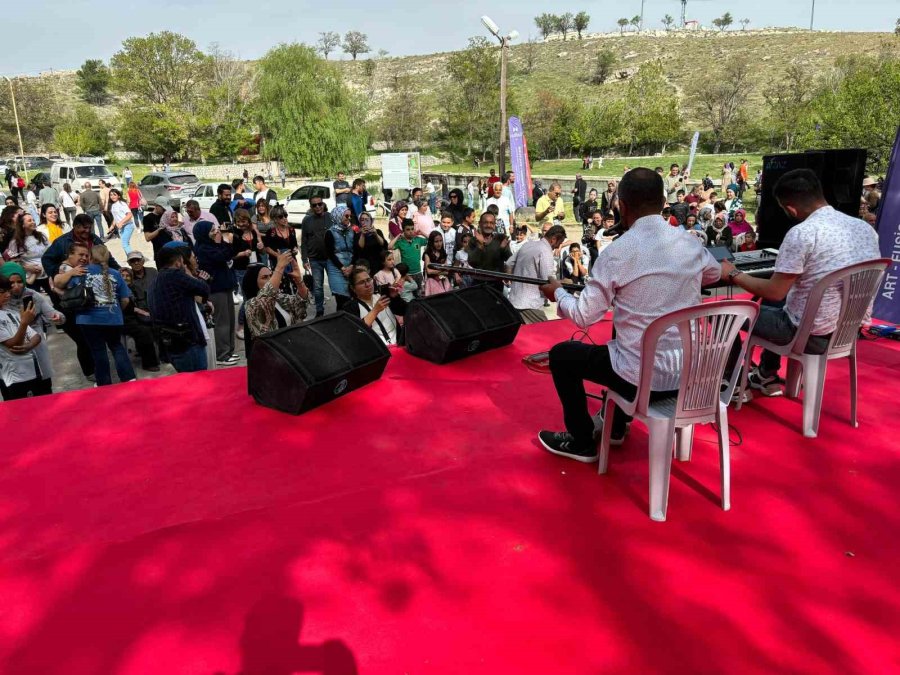 4. Niğ-bor Kültür Sanat Festivali Başladı