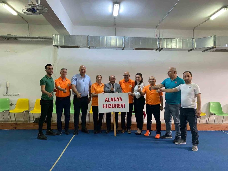 Bocce Sporunun İhtiyar Delikanlıları Alanya’da Yarıştı