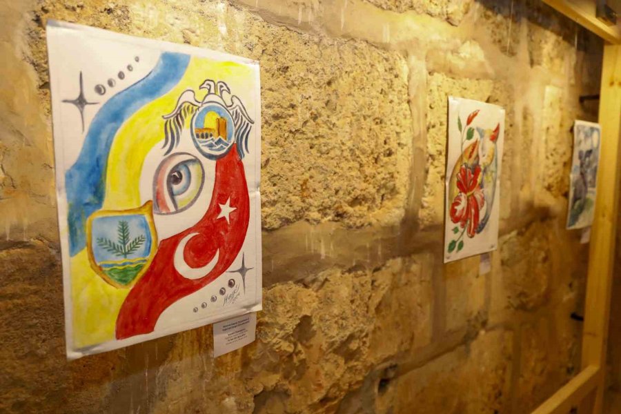 11 Ukraynalı Kadının Hazırladığı ‘sanatçıların Gözünden Alanya’ Sanat Sergisi Açıldı