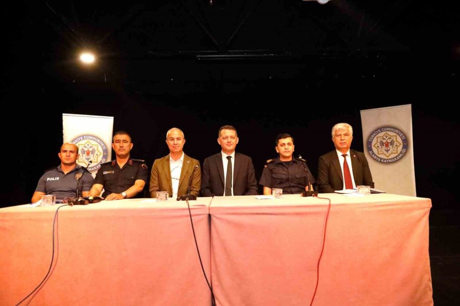 Başkan Özçelik: "2021 Sonrası Yapılara Olur Vermeyin"