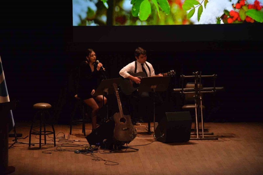 ’rus Dili, Edebiyatı Ve Kültürü Iıı. Uluslararası Bilimsel Öğrenci Sempozyumu’ Akm’de Başladı