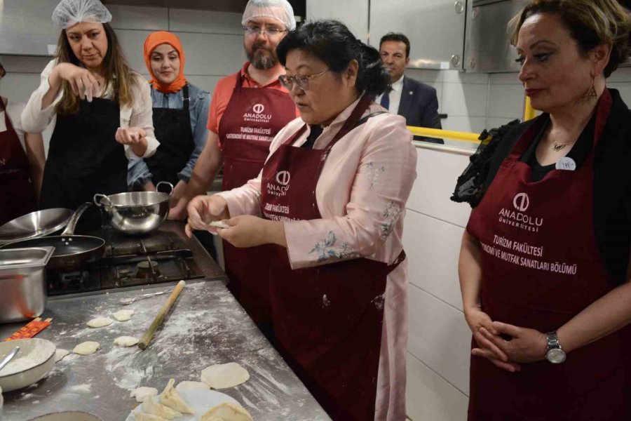 Turizm Fakültesi’nde ’çin Dili Günü Etkinlikleri’ Düzenlendi