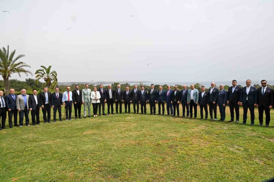 Çin’den Antalya’ya Dostluk Köprüsü Kuruluyor