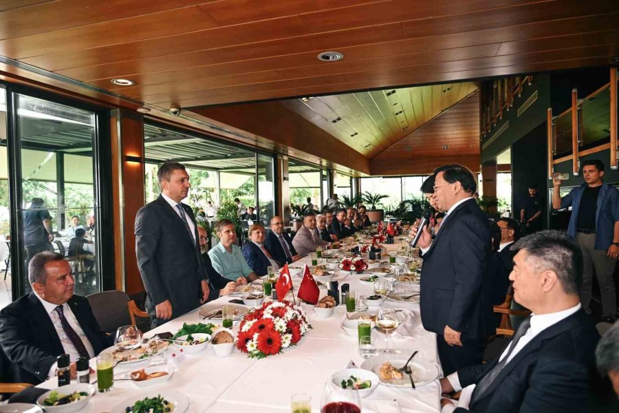 Çin’den Antalya’ya Dostluk Köprüsü Kuruluyor