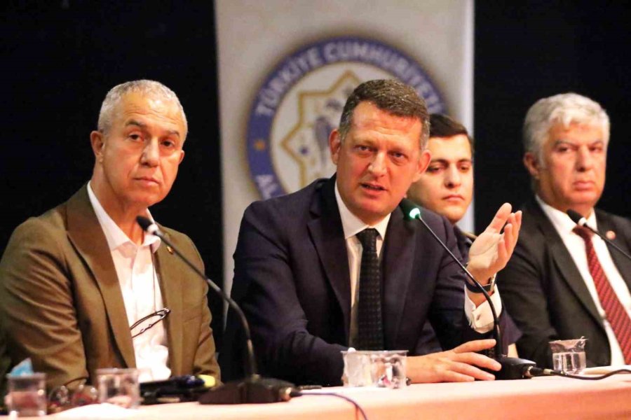 Başkan Özçelik: "2021 Sonrası Yapılara Olur Vermeyin"