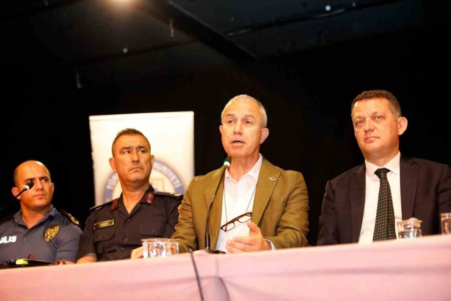 Başkan Özçelik: "2021 Sonrası Yapılara Olur Vermeyin"