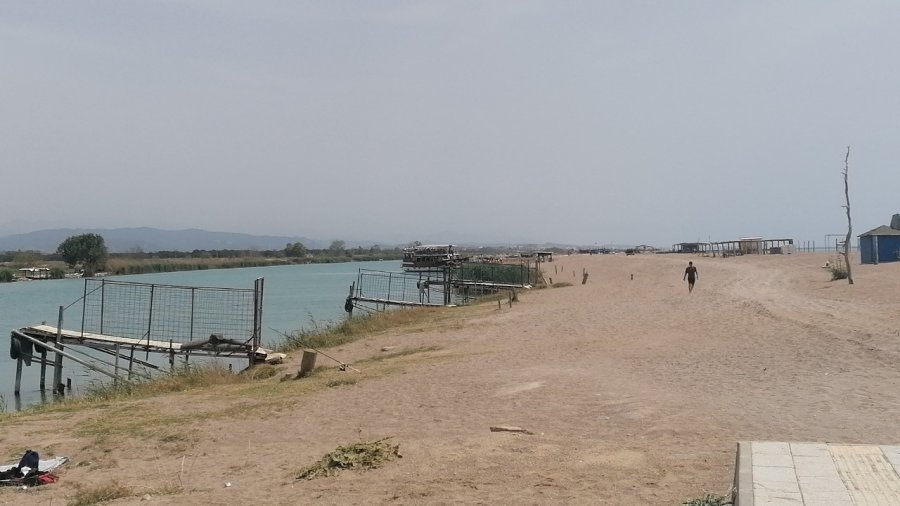 Sahilde Yakılan Çöpler Jandarma Ve İtfaiyeyi Alarma Geçirdi