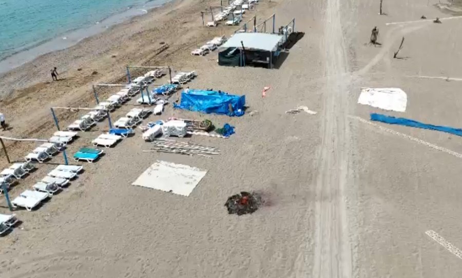 Sahilde Yakılan Çöpler Jandarma Ve İtfaiyeyi Alarma Geçirdi