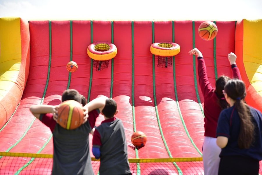 Büyükşehir’in Çocuk Kitap Fuarı Ve Şenliği’nde Çocuklar Hem Eğleniyor Hem Öğreniyor