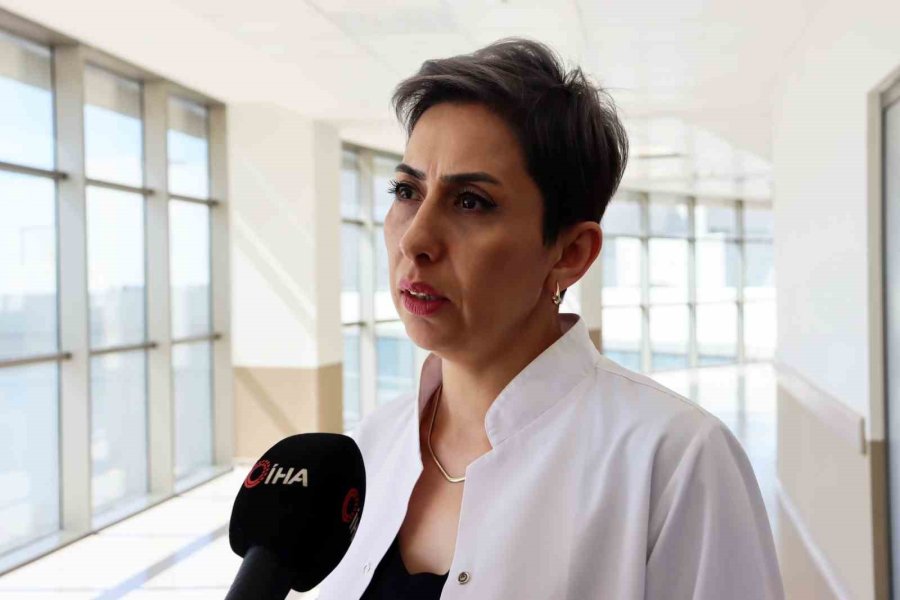 Vücuda Yapışan Kenenin Başının Ezilmesi Virüsün Kana Bulaşmasını Hızlandırıyor