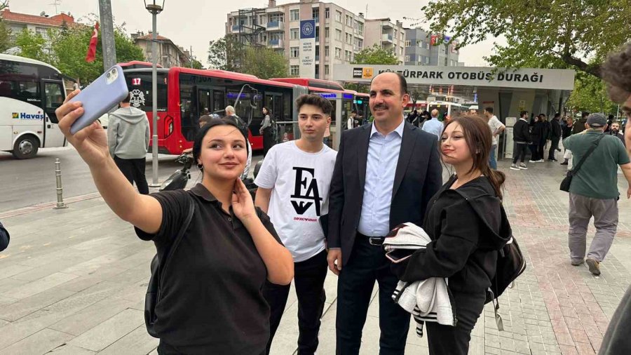 Başkan Altay Kültürpark’ta Vatandaşlarla Buluştu