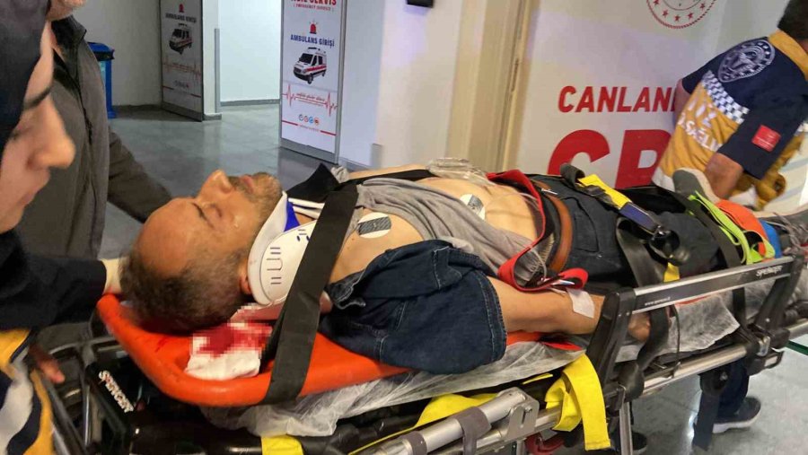 Aksaray’da Kum Silosundan Düşen İşçi Ağır Yaralandı