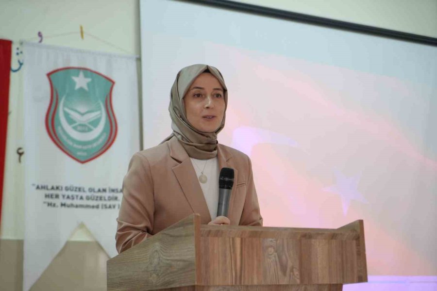 Kimisi Gelin Kaynana Geldi Kimisi İse 70’inden Sonra