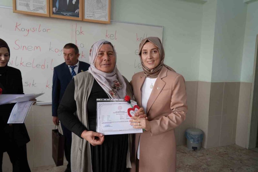 Kimisi Gelin Kaynana Geldi Kimisi İse 70’inden Sonra