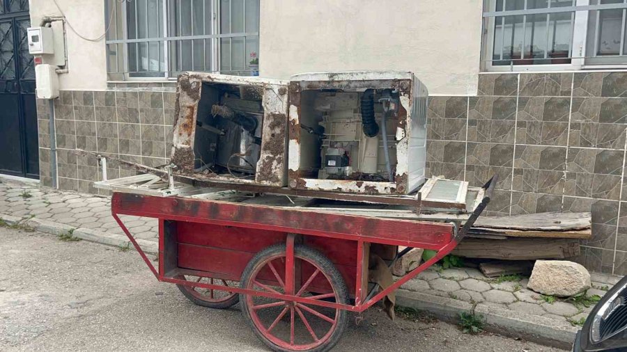 4’üncü Kez Makinası Çalınan Tamirci Adım Adım Hırsızları Takip Edip Makinalarını Geri Aldı