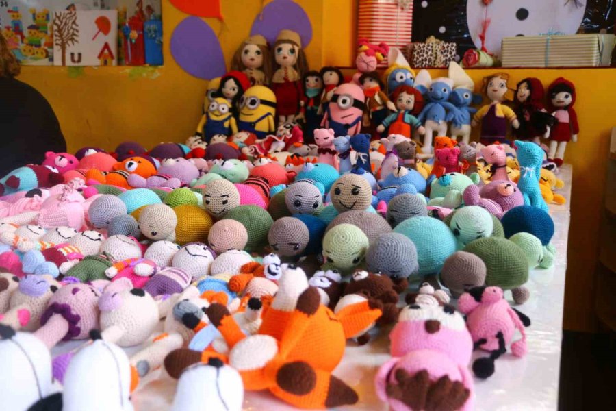 Antalya Büyükşehir’in Örgü Bebekleri Dünya Pazarında