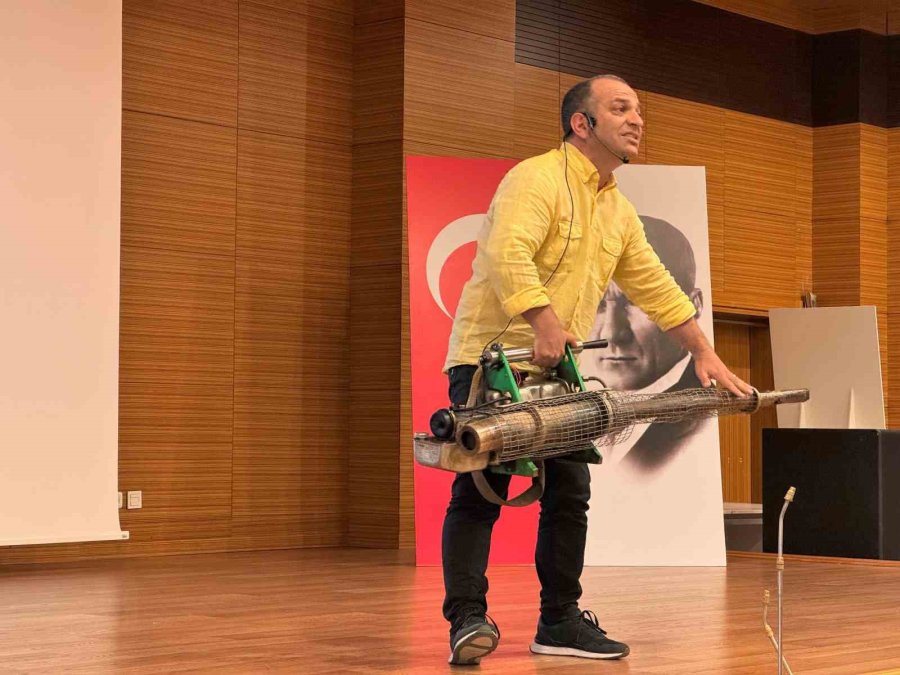 Antalya’da "sineksiz Yaz" İçin Ekipler Hem Sahada Hem Eğitimde