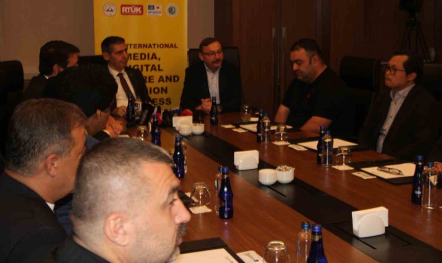 Rtük Başkanvekili Karadaş: "islamiyet’e Ve Müslümanlara Karşı Dışlayıcı Tutuma, Yine Onların Kullandıkları Yöntemleri Kullanarak Cevap Vermek Mecburiyet Haline Gelmiştir"