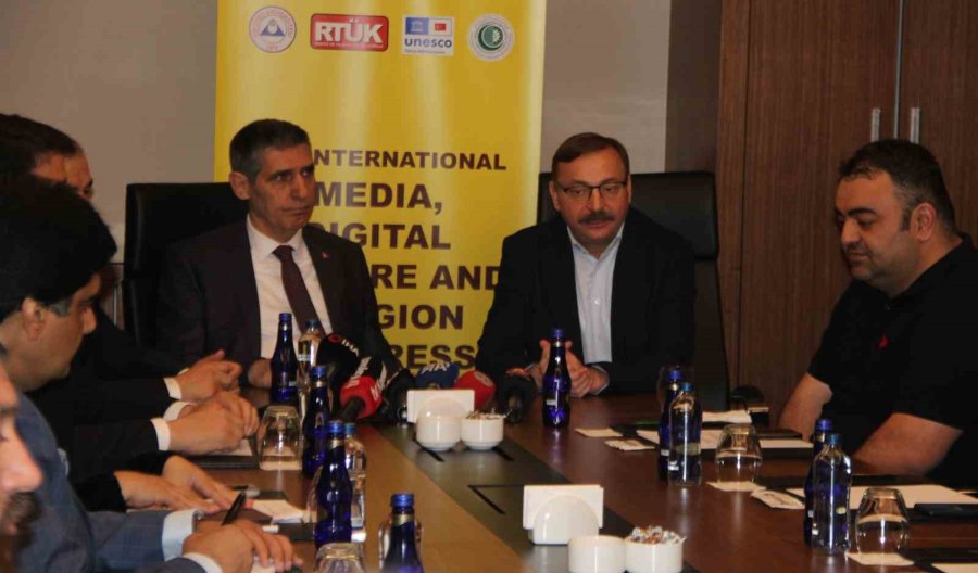 Rtük Başkanvekili Karadaş: "islamiyet’e Ve Müslümanlara Karşı Dışlayıcı Tutuma, Yine Onların Kullandıkları Yöntemleri Kullanarak Cevap Vermek Mecburiyet Haline Gelmiştir"