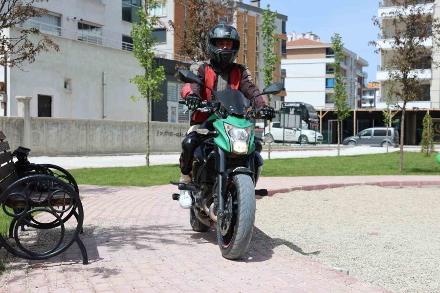 Sosyal Medya Beğenisi İçin Saniyelik İhmal Ölümle Sonuçlanabiliyor