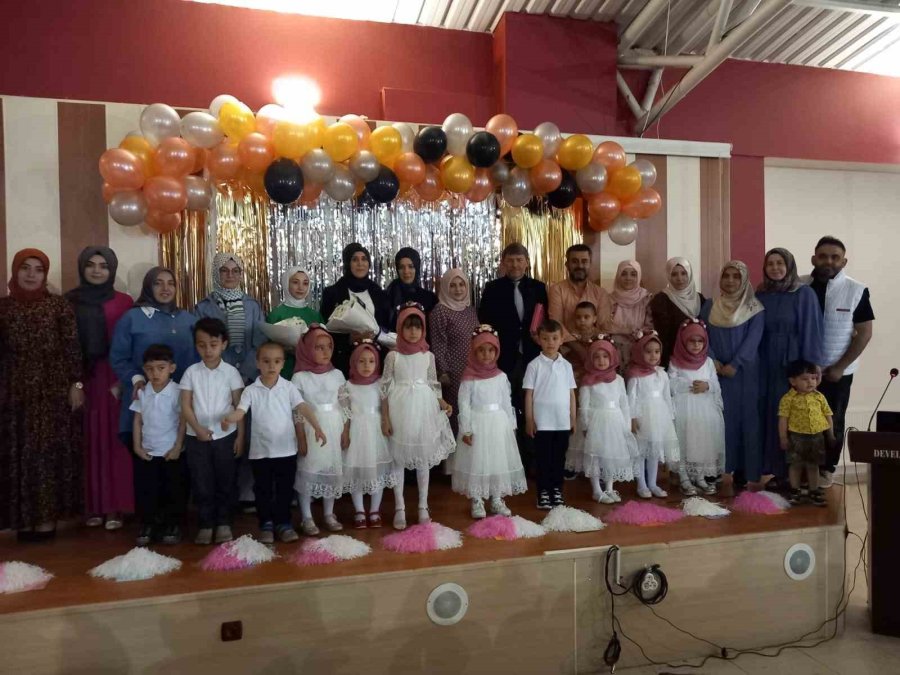 Develi’de Küçük Çocuklar Düzenlenen Törenle Kur’an Okumaya Geçti