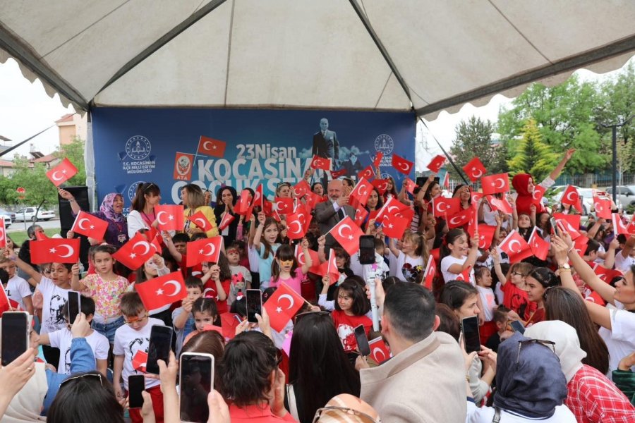 Kocasinan’da 3 Gün Süren Çocuk Şenlikleri, Büyük Yankı Uyandırdı