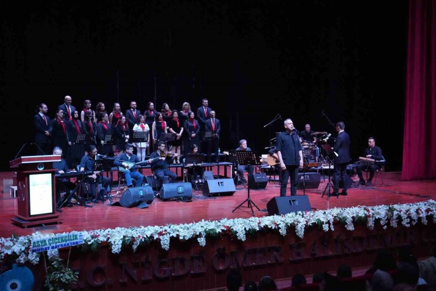 Sağlıkçılar Bu Kez Eğlendirdi