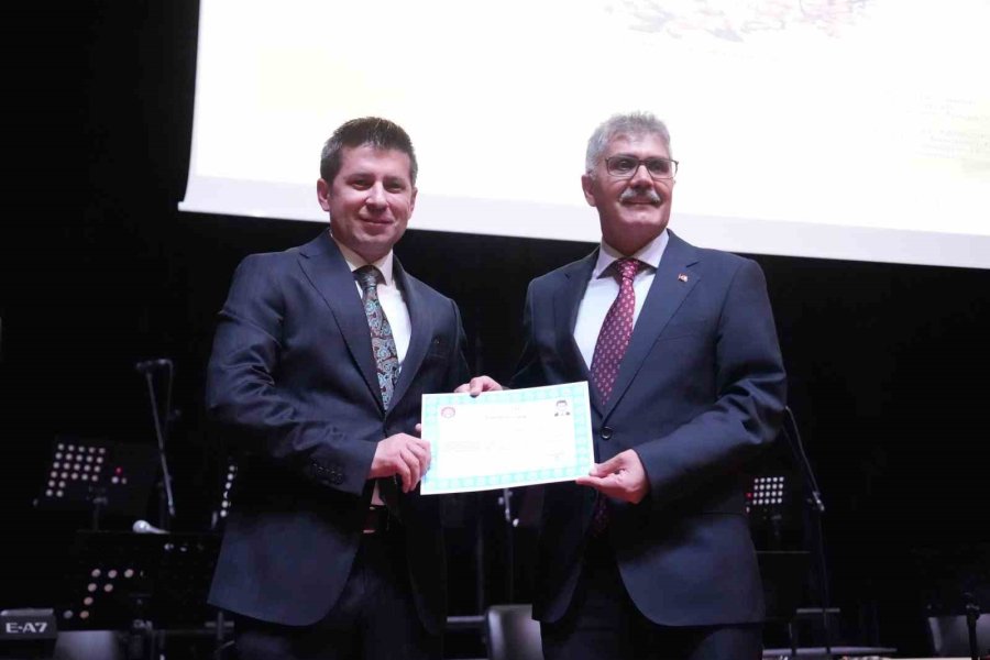 Sağlıkçılar Bu Kez Eğlendirdi