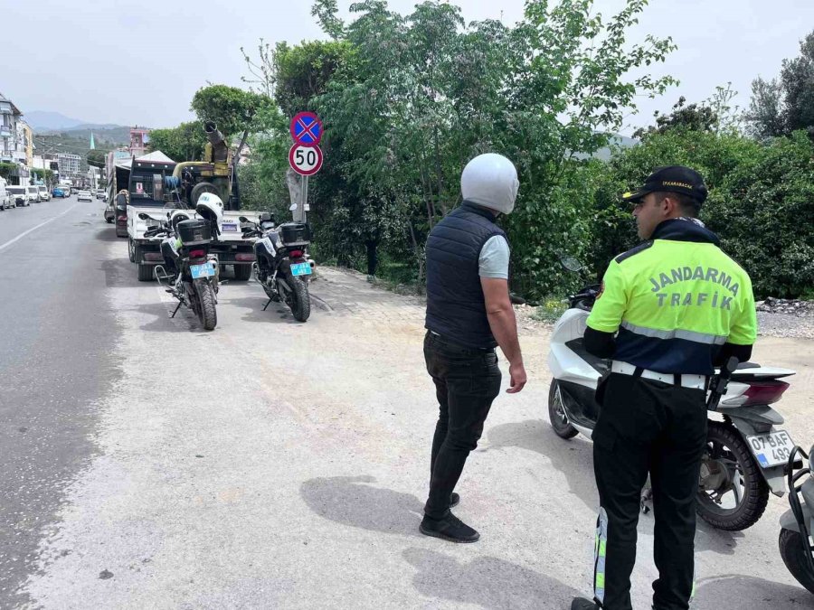 Alanya’da 5 Motosiklet Trafikten Men Edildi