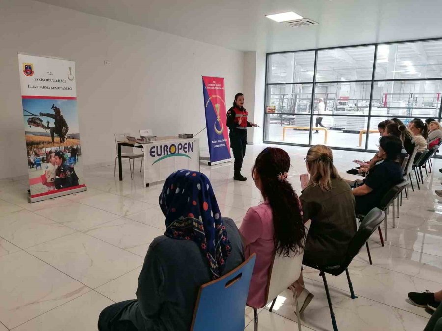 Jandarmadan Fabrika Çalışanlarına Bilgilendirme