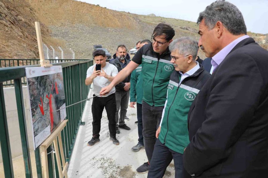 Niğde Valisi Cahit Çelik Dsi Yatırımlarını Yerinde İnceledi