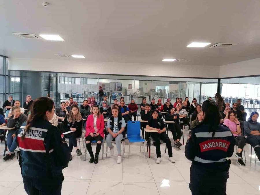 Jandarmadan Fabrika Çalışanlarına Bilgilendirme