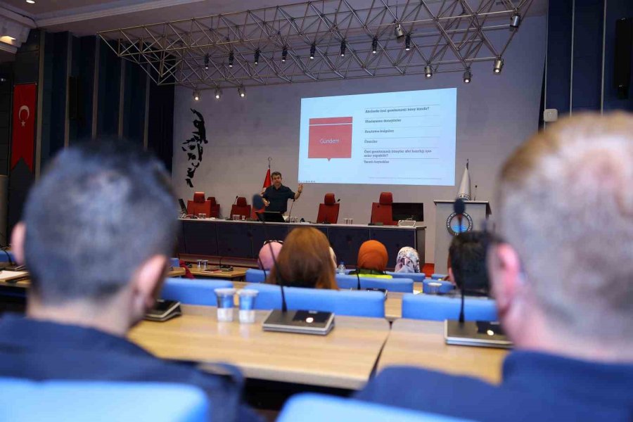 Büyükşehir’den ‘özel Gereksinimli Bireyler İçin Afet Hazırlığı’ Semineri