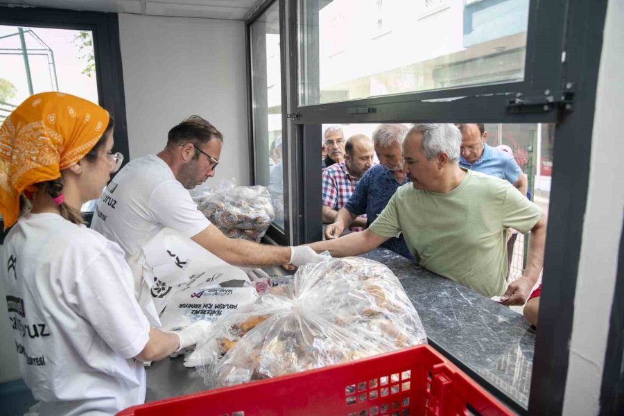 Mahalle Mutfakları’nda 3 Çeşit Yemek 10 Tl