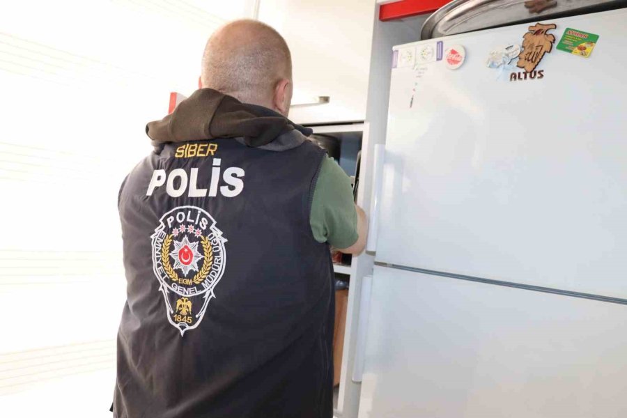 Yasa Dışı Bahis Operasyonda 450 Milyon Tl Para Trafiği Tespit Edildi: 35 Gözaltı