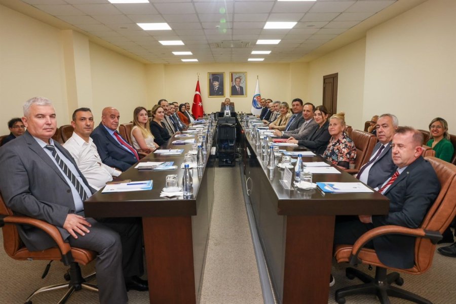 Mersin Valisi Pehlivan: "2024 Yılı Başından Bu Yana 8 Bin 242 Kişi İşe Yerleştirilmiştir"