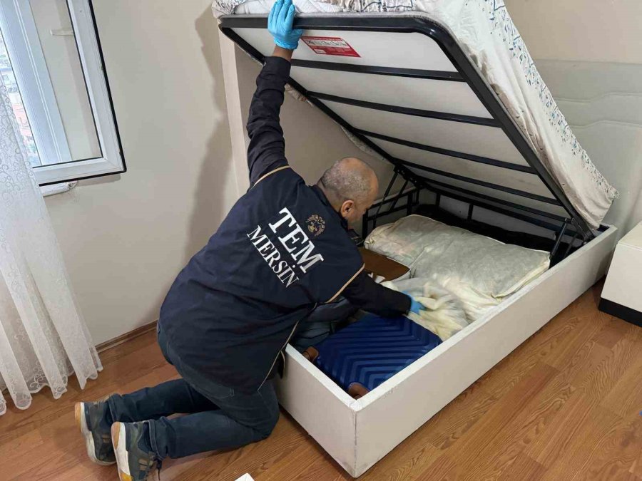 Mersin’de Deaş Operasyonu: 3 Gözaltı