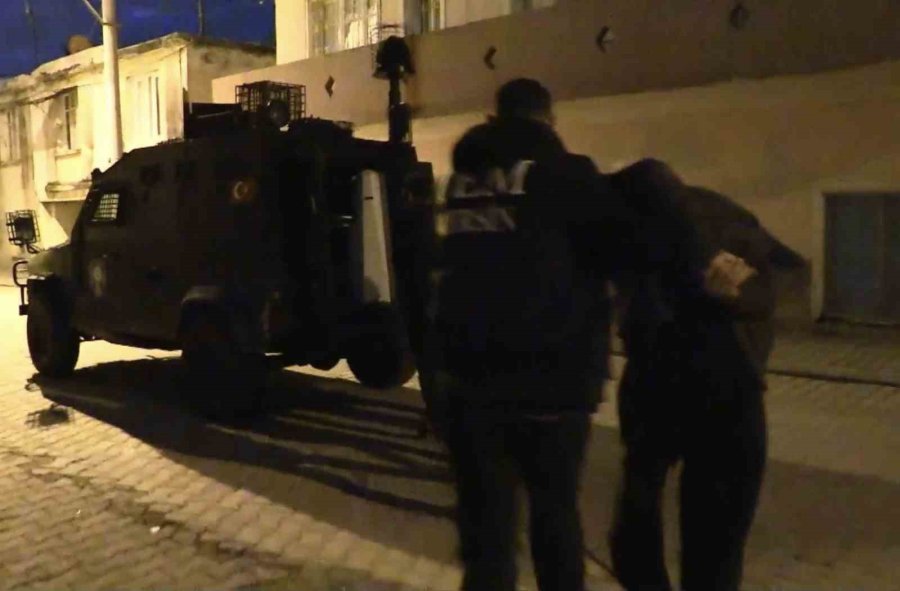 Mersin’de Deaş Operasyonu: 3 Gözaltı