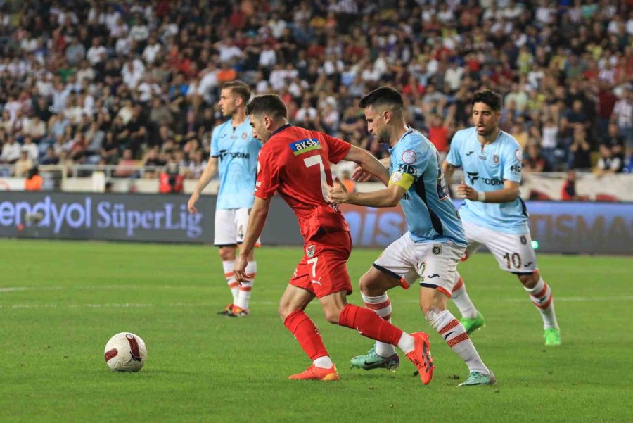 Trendyol Süper Lig: Hatayspor: 1 - Rams Başakşehir: 2 (maç Sonucu)