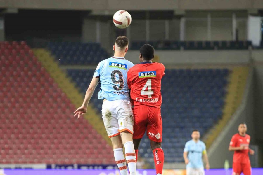 Trendyol Süper Lig: Hatayspor: 1 - Rams Başakşehir: 2 (maç Sonucu)