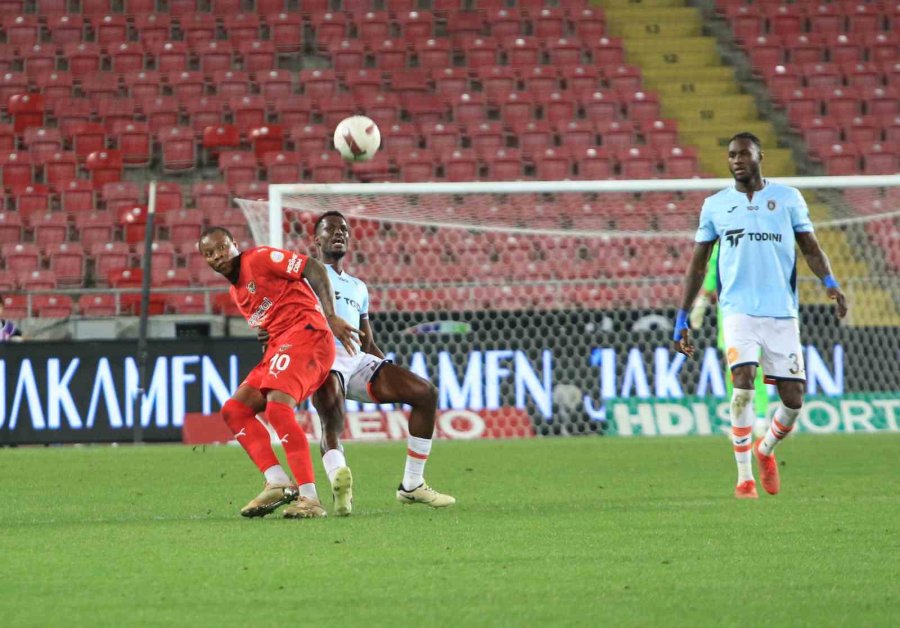 Trendyol Süper Lig: Hatayspor: 1 - Rams Başakşehir: 2 (maç Sonucu)