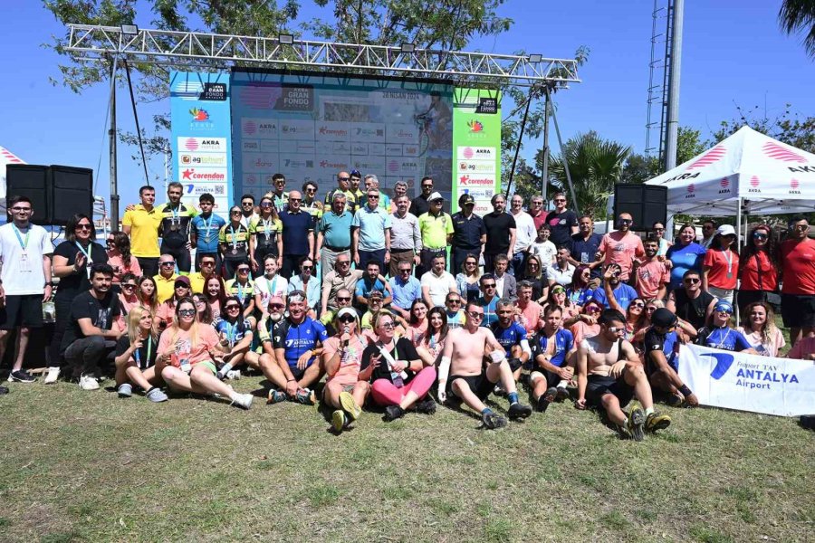 Akra Gran Fondo Powered By Ag Tohum Bisiklet Yarışı Yapıldı
