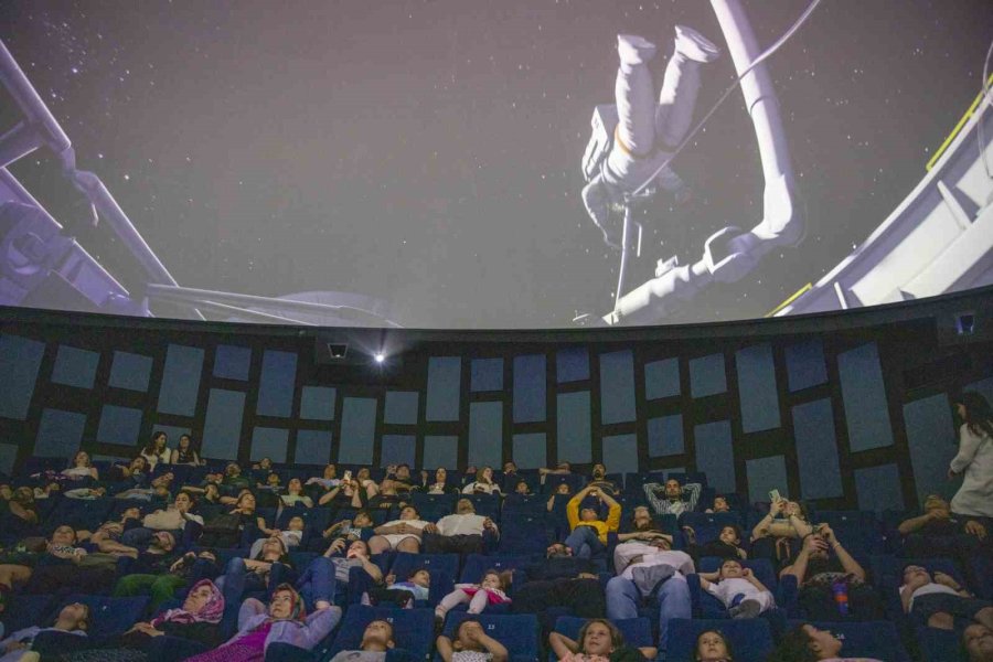 Çocuklar Mercan’da İlk Kez ’gece Gözlem Etkinliği’ne Katıldı