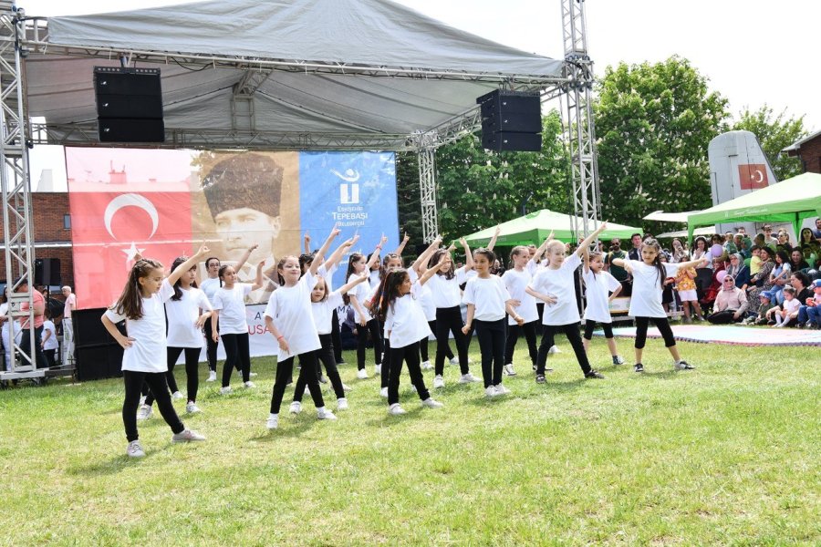 7’den 70’e Herkes 23 Nisan Coşkusunu Tepebaşı’nda Yaşadı