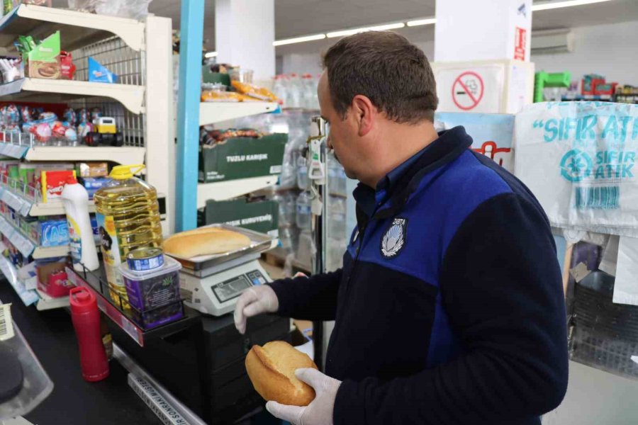 Günyüzü Zabıta Ekiplerinden Ekmek Gramaj Denetimi