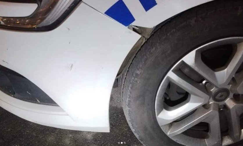 Uygulamadan Kaçarak 2 Araca Çarpan Alkollü Sürücü Yakalandı