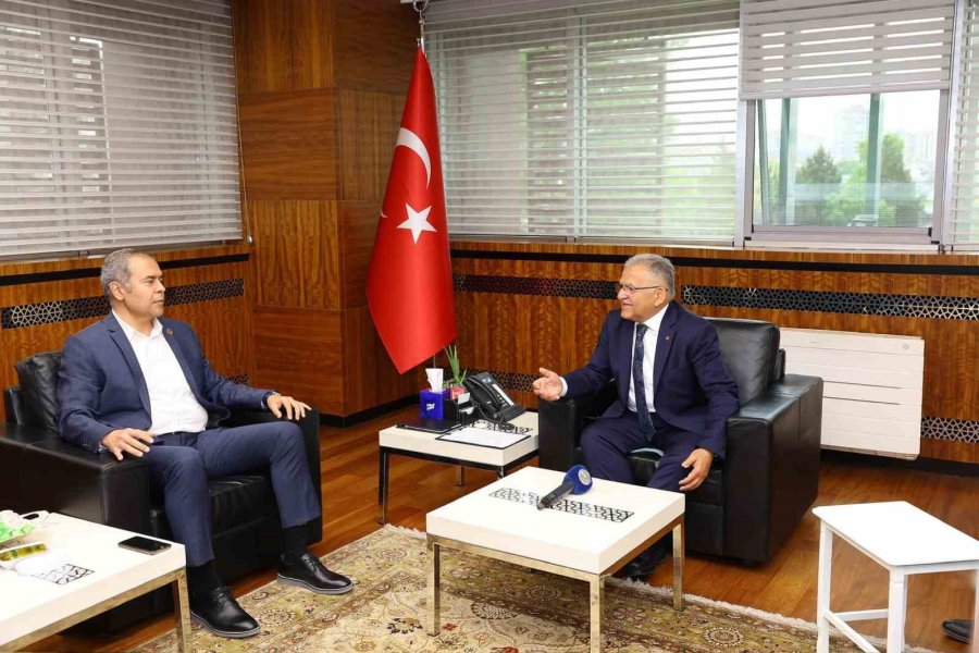 Chp Heyetinden Başkan Büyükkılıç’a Hayırlı Olsun Ziyareti