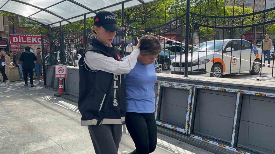 Uyuşturucu Operasyonunda Yakalanan 3 Şüpheliden 2’si Tutuklandı